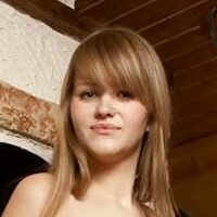 abbigail Naken