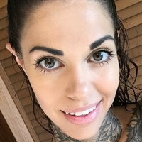 Aili Xposed Naken