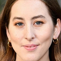 Alana Haim Naken