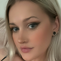 AlicexMaia Naken