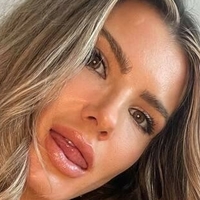 Alicia Hill Naken