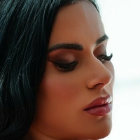 Alicia Romero IFBB Pro Naken