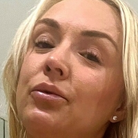 Amber Deen Naken