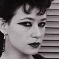 Ann Magnuson Naken