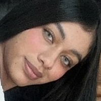 Antonia Mackenzie Naken