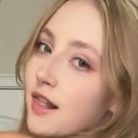 Ava Mathis Naken