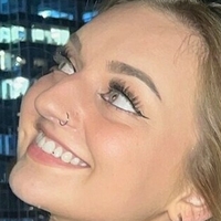 avacanary Naken