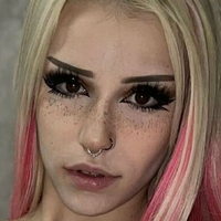 Bella Quinn Naken