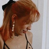 Beth.sal Naken
