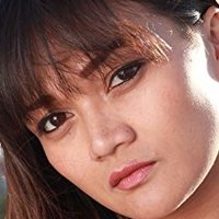 Camelia Dee Naken