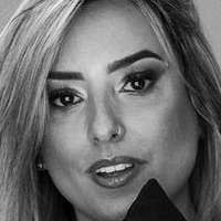 Carol Bernardi Naken