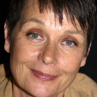 Carolyn Seymour Naken