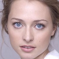 Chelsie Preston Crayford Naken