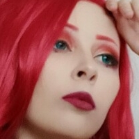 christineusi Naken