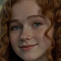 Clara Sullivan Naken