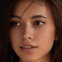 Cristy Ren Naken