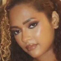 CurlyGrol Naken