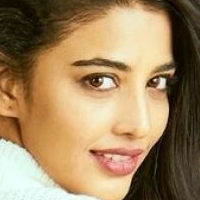 Daksha Nagarkar Naken