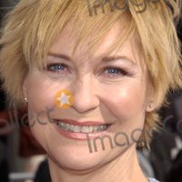 Dee Wallace-Stone Naken