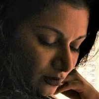 Devi Naken