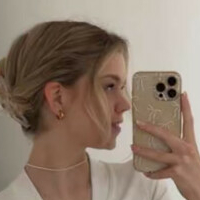 Diskussion: Lea Peach Naken