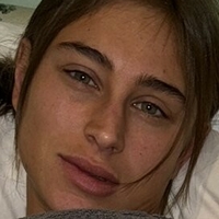 Eleonora Carrie Naken