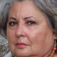 Elisabeth Margoni Naken