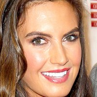 Elizabeth Chambers Naken