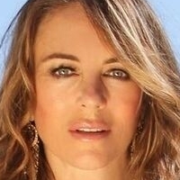 Elizabeth Jane Hurley Naken