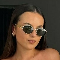 Ella Midgley @ellamiidgley Naken