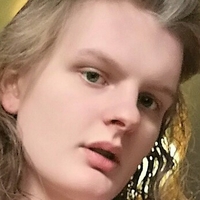 Elle Skye Naken