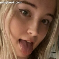 Emily Mann Naken