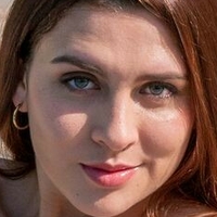 Emma Connor Naken