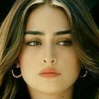 Esra Bilgic Naken