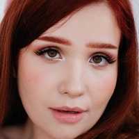 Eva Ollin Naken