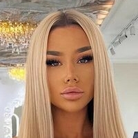 Eveline Marie Naken