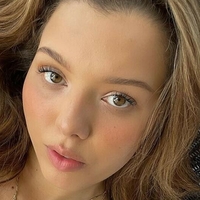 Fiona Elvine Naken