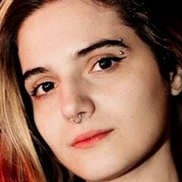 Gabriela Lichy Naken