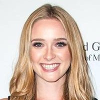 Greer Grammer Naken