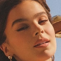 Haile Steinfeld Naken