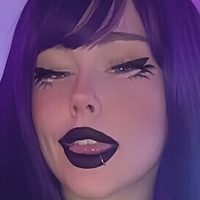 HalfDeadHottie0 Naken