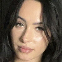 hereishannah Naken