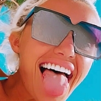itshollyday Naken