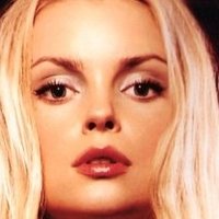 Izabella Miko Naken
