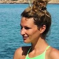 Janni Hoenscheid Naken