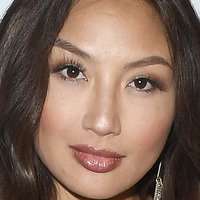 Jeannie Mai Naken