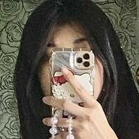 Juu Lynn Naken