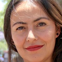 Karla Constantini Naken