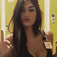 Karolina Surpi Naken