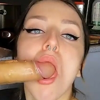 KissAlisse Naken